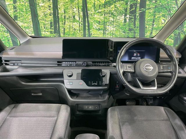 セレナ1.4 e-POWER ハイウェイスターV