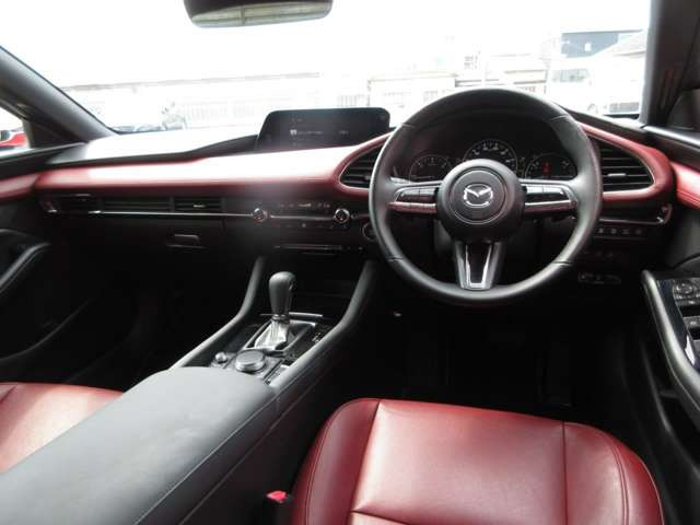 MAZDA3ファストバック1.8 XD バーガンディ セレクション