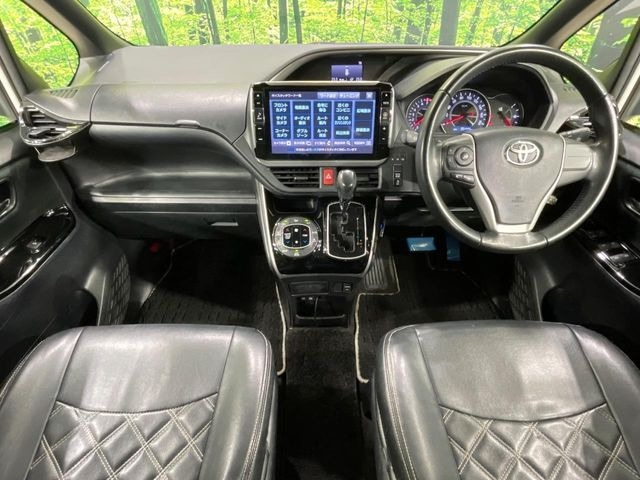 ヴォクシー2.0 ZS 煌