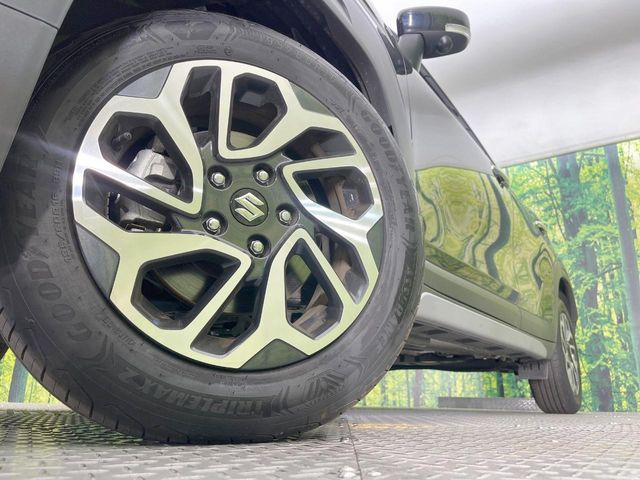 �y�����A���~�z�C�[���z�O�ςɃ}�b�`���������A���~�z�C�[���𑕒����Ă���܂��B�e��ЊO�A���~�z�C�[����A�X�^�b�h���X�^�C�����戵�����Ă���܂��B���񂲑��k����������