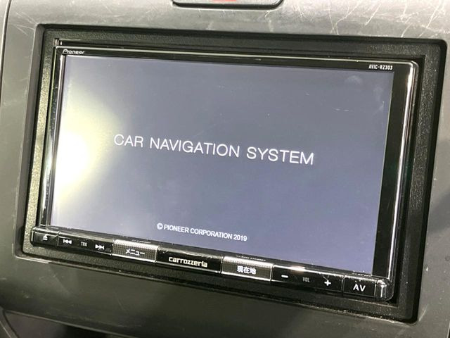 フリードハイブリッド
