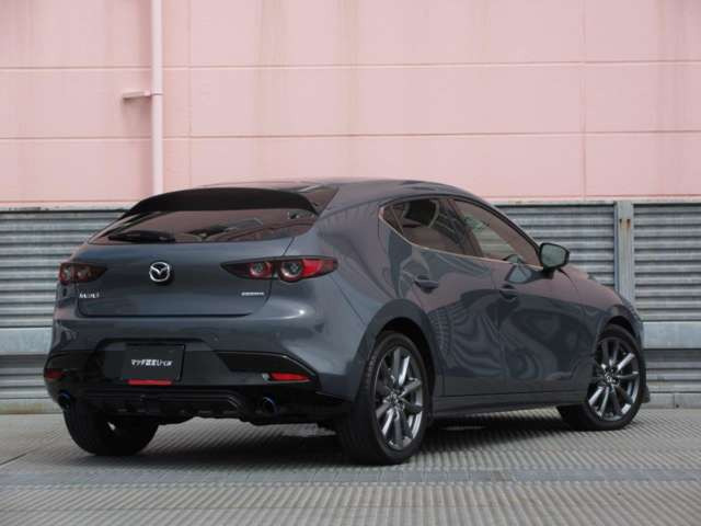 MAZDA3ファストバック1.8 XD バーガンディ セレクション