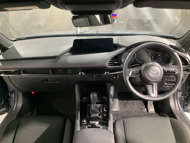 MAZDA3ファストバック1.5 15S ブラック セレクション