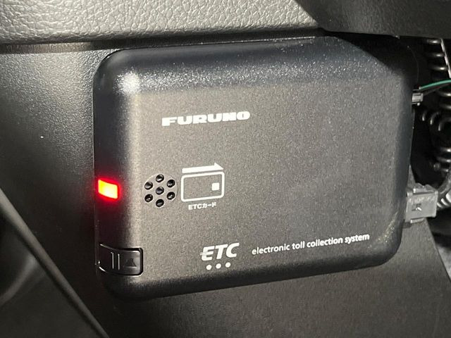 【ETC】高速道路の料金所をストレスなく通過!話題のスポットやサービスエリアに多い「スマートIC」利用時は必須のアイテムです。当店でセットアップを実施、ご納車当日からすぐにご利用いただけます!