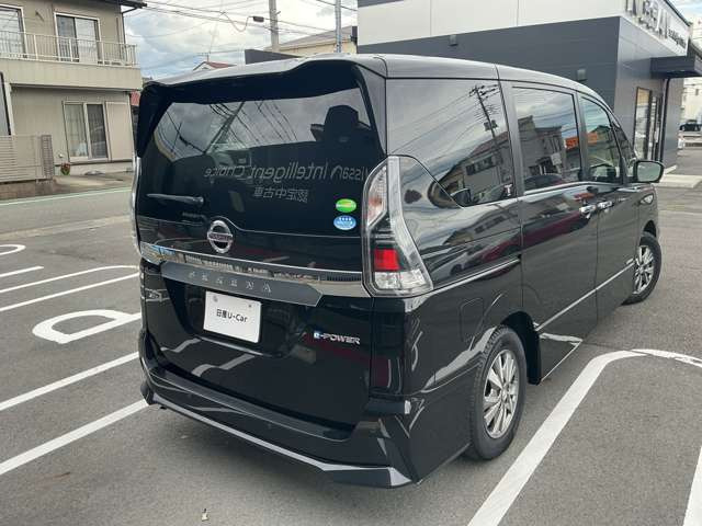セレナ1.2 e-POWER ハイウェイスターV