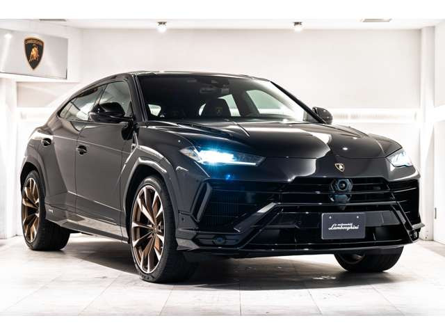 ウルスS 4WD