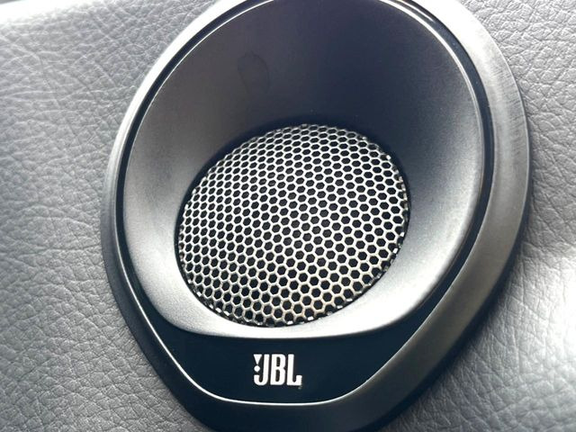 �yJBL�T�E���h�V�X�e���z���x�ȃ`���[�j���O�\�͂����ڂ���Ă���A�������ȉ��y�����y���݂��������܂���
