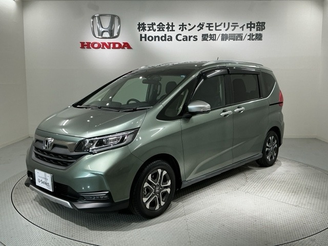 フリード1.5 ハイブリッド クロスター