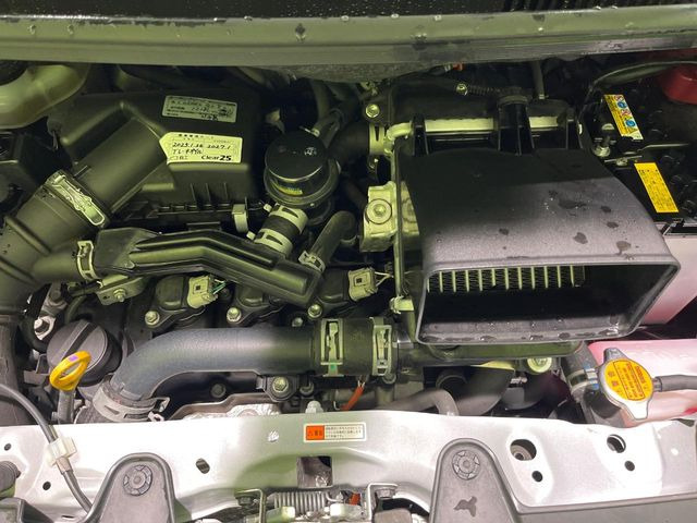 親切・丁寧な専門メカニックスタッフが応対!・車検・点検整備・事故等の修理などアフターサービスも安心。お車のカスタマイズもネクステージのサービススタッフまでご相談ください!