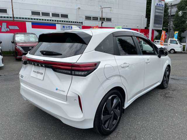 ノートオーラ1.2 G レザーエディション