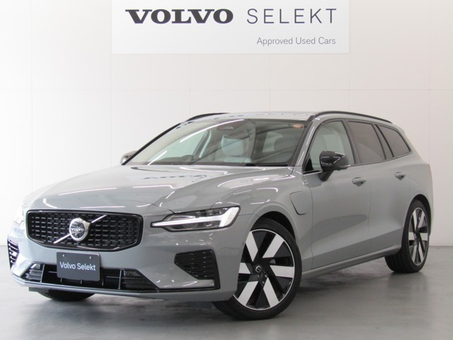 V60ウルトラ T6 AWD プラグインハイブリッド 4WD