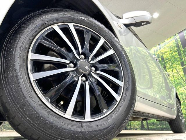 �y15�C���`�A���~�z�C�[���z�O�ςɃ}�b�`�����A���~�z�C�[���𑕒����Ă���܂��B�e��A���~�z�C�[����A�X�^�b�h���X�^�C�����戵�����Ă���܂��B���񂲑��k����������