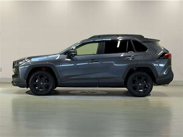 RAV42.0 アドベンチャー オフロードパッケージ II 4WD