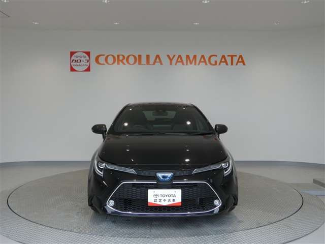 カローラツーリング1.8 ハイブリッド W×B