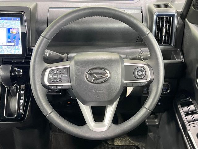 �y�X�e�A�����O�X�C�b�`�z�^�]���A�O������ڐ������炷���ƂȂ��A�I�[�f�B�I���̑��삪�\�ȕ֗��@�\!���S&���K�ȃh���C�u�����o���Ă���܂���