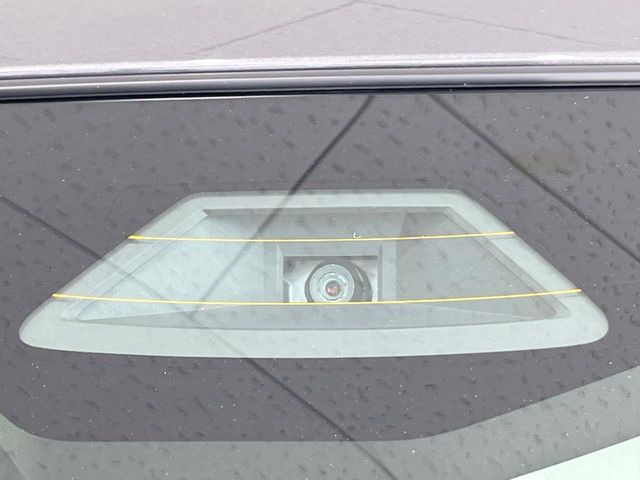 【スズキ セーフティサポート】走行中に前方の車両等を認識し、衝突しそうな時は警報とブレーキで衝突回避と被害軽減をアシスト。より安全にドライブをお楽しみいただけます。
