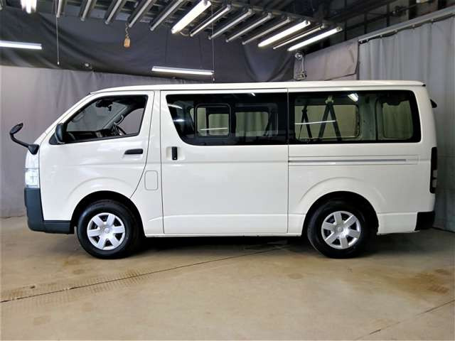ハイエースバン2.8 DX ロング ディーゼル 4WD