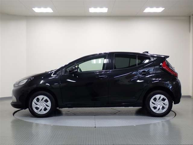 アクア1.5 G E-Four 4WD