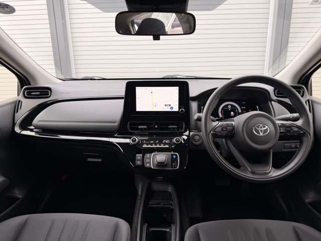 アクア1.5 X E-Four 4WD