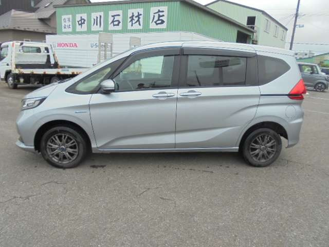 フリード+1.5 ハイブリッド G ホンダセンシング 4WD