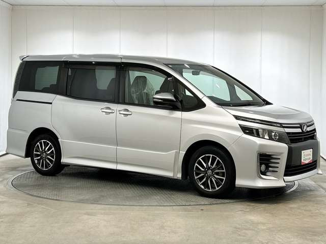 ヴォクシー2.0 ZS