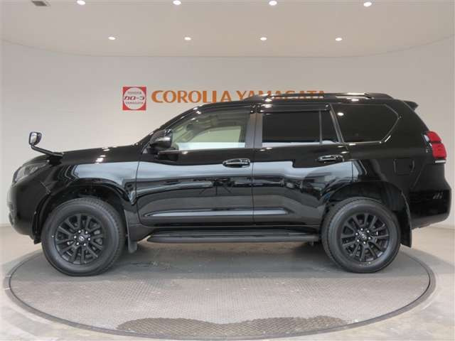 ランドクルーザープラド2.7 TX Lパッケージ マットブラック エディション 4WD