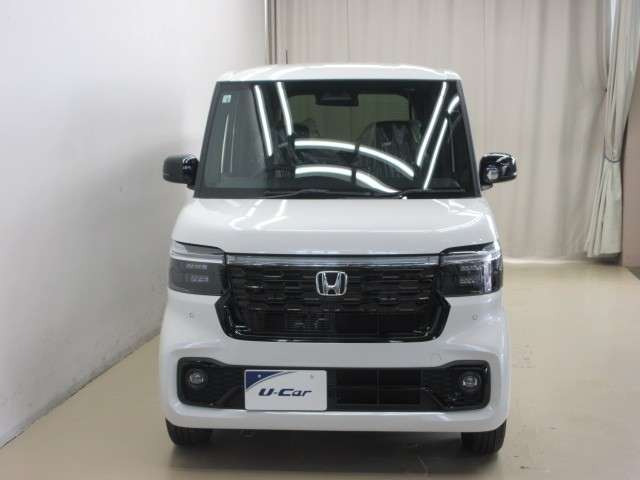 N-BOXカスタムブラック スタイル 4WD