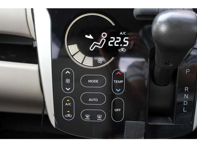 �I�[�g�G�A�R��