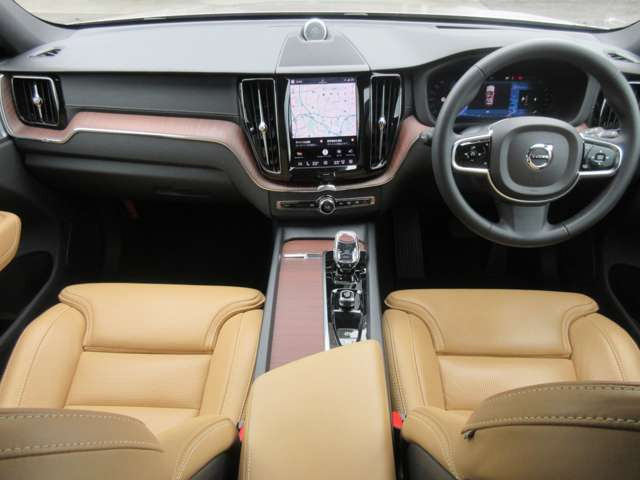 XC60アルティメット B5 AWD 4WD