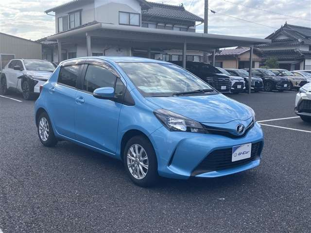 ヴィッツ1.0 F