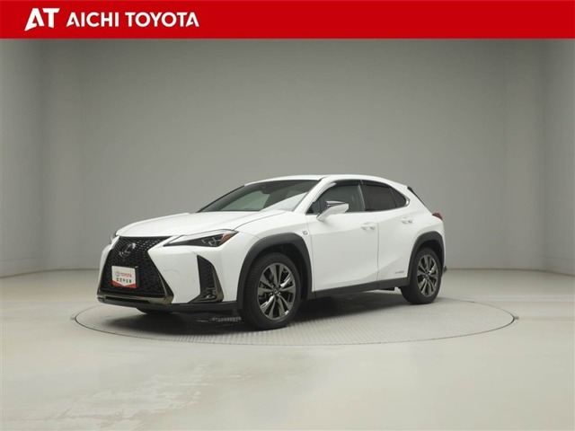 UX250h Fスポーツ 4WD