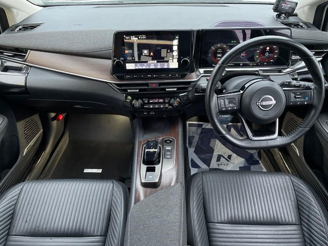ノートオーラ1.2 G レザーエディション