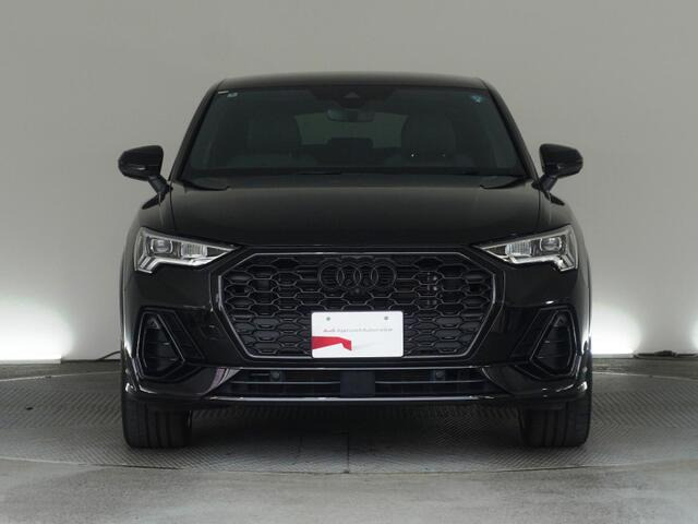 Q3スポーツバックダイナミック エディション