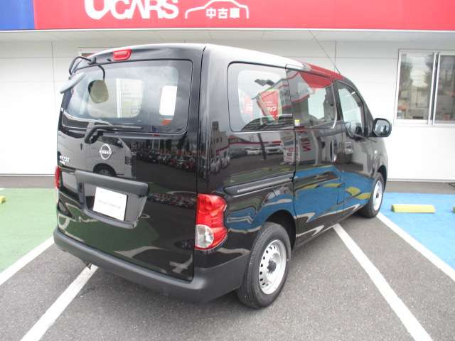 NV200バネットバン1.6 DX