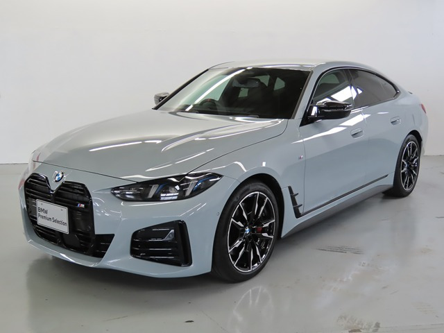 4シリーズグランクーペM440i xドライブ 4WD
