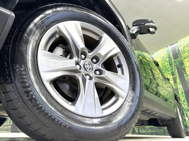 �y����17�C���`�A���~�z�C�[���z�O�ςɃ}�b�`���������A���~�z�C�[���𑕒����Ă���܂��B�e��ЊO�A���~�z�C�[����A�X�^�b�h���X�^�C�����戵�����Ă���܂��B���񂲑��k����������