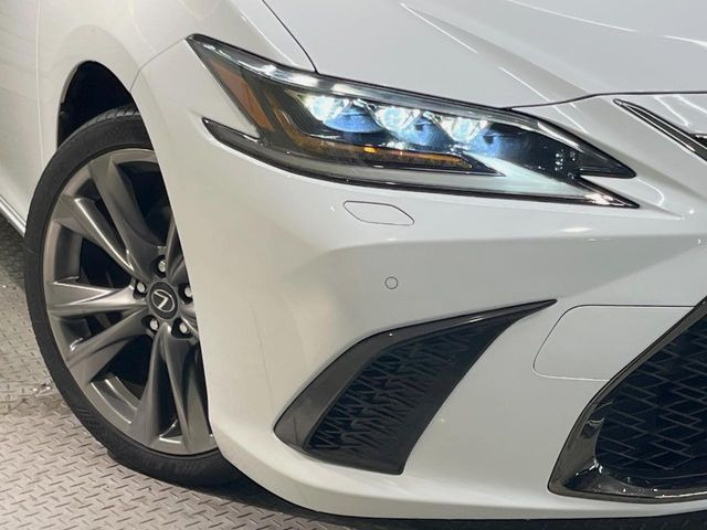 �y3��LED�w�b�h���C�g�z�X�^�C���b�V���Ȍ����ڂ�3��LED�w�b�h���C�g�𑕔���X�^�C�������łȂ��A��Ԃ̑��s�����E�ǍD�ň��S���Ă���肢�������܂��B