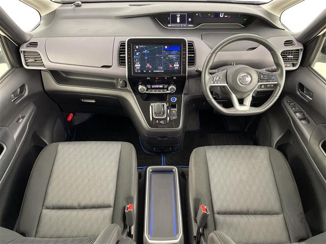 セレナ1.2 e-POWER ハイウェイスターV