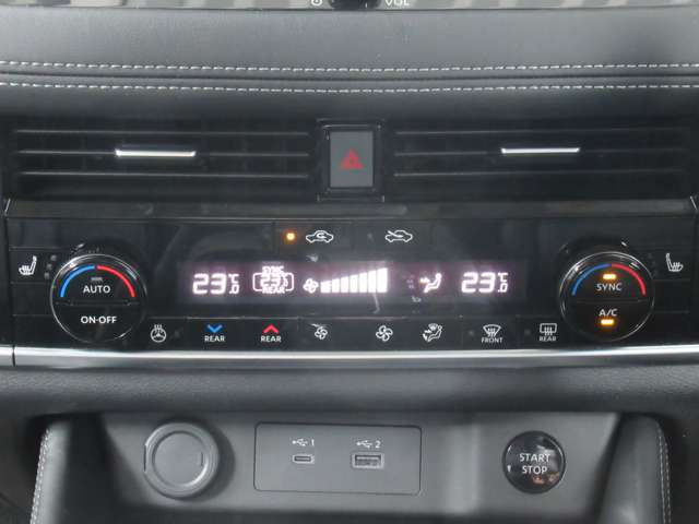 エクストレイル1.5 G e-4ORCE 4WD