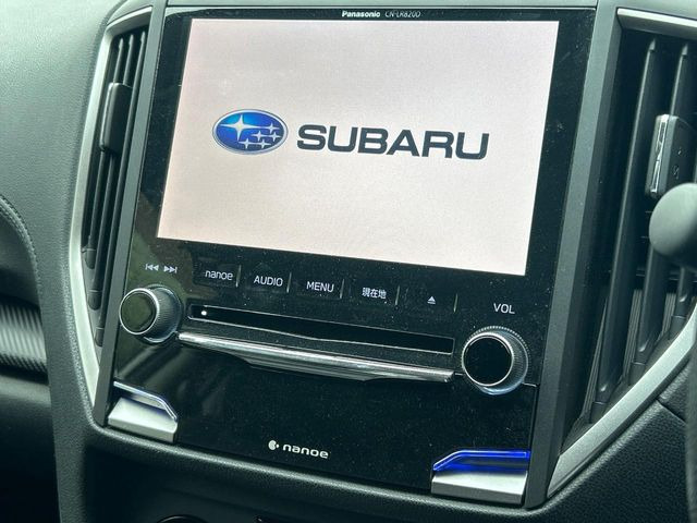 【純正ビルトインナビ】インテリアに溶け込むスタイリッシュな「専用設計ナビ」を装備♪視認性や操作性など基本性能にも優れ、より上質なカーライフをお楽しみいただけます。