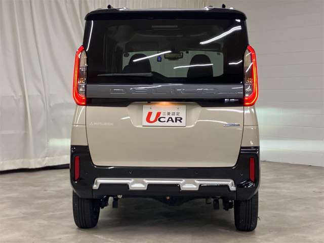 デリカミニT プレミアム 4WD