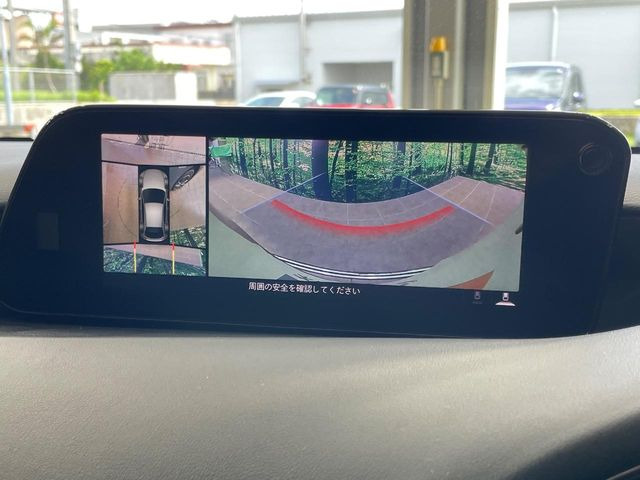 �y360&deg;�r���[���j�^�[�z��p�̃J�����ɂ��A�ォ�猩���낵���悤�Ȏ��_��360�x�N���}�̎��͂��m�F���邱�Ƃ��ł��܂������p�������m�F���₷���A�����ꏊ�ł̐؂�Ԃ��⒓�Ԃ��X���[�Y�ɍs���܂��B