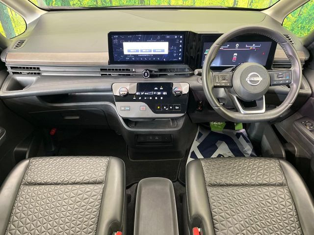 セレナ1.4 e-POWER ハイウェイスターV