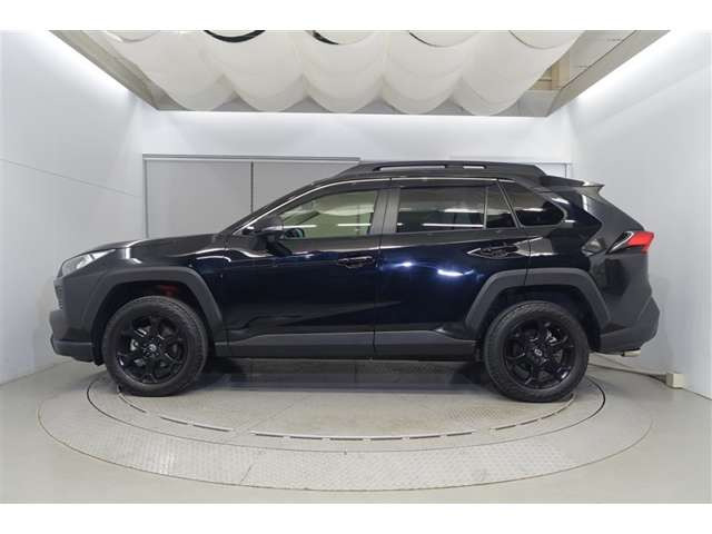 RAV42.0 アドベンチャー オフロードパッケージ II 4WD