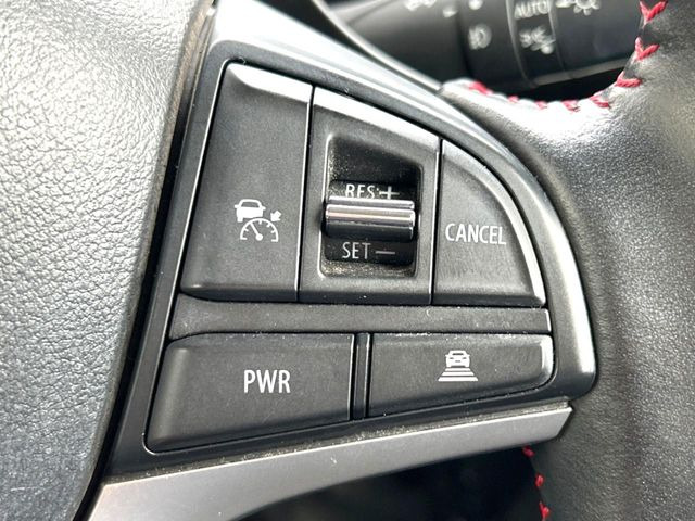 【アダプティブクルーズコントロール】高速道路での長距離走行が楽に!!自動で速度を保つクルーズコントロールが、衝突軽減システムと連携し、前方の車両を感知して車間を保つように速度調節してくれます!!