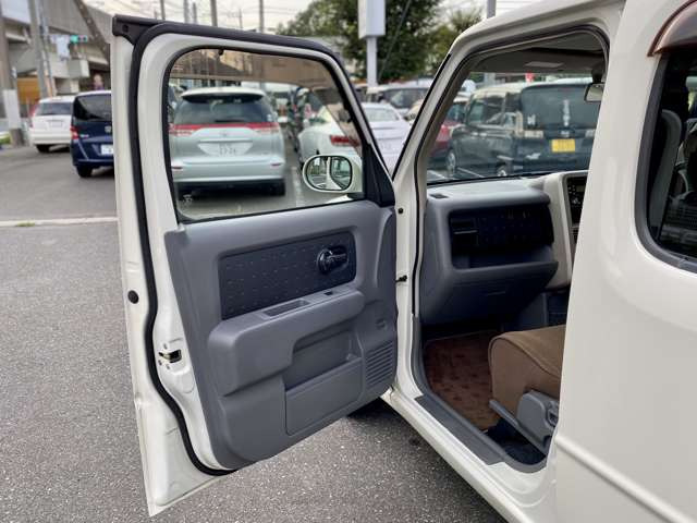 この度は数ある販売店の中から当店の車両をご覧頂きありがとうございます。お客様のお車選びをサポート致します。お気軽にお問い合わせ、ご来店ください!