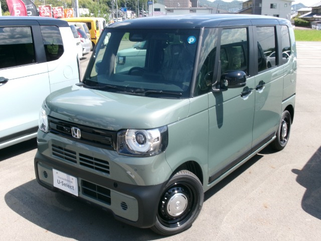 N-BOXジョイ 2トーン