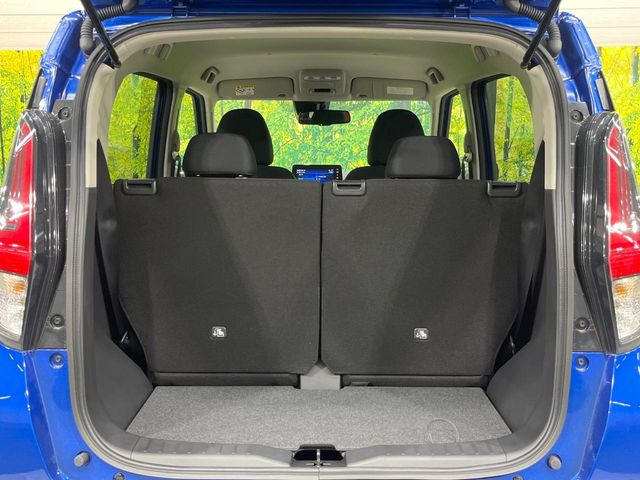 普段のお買い物や通勤、送迎等に十分な荷室スペースを確保しております。セカンドシートを倒すと、大きな荷物の積載も可能です♪
