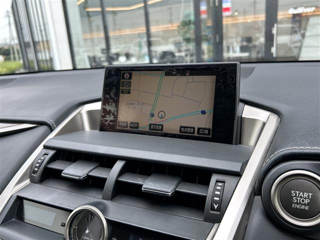 NX200t バージョンL