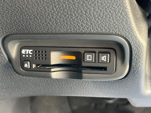 【ETC】高速道路の料金所をストレスなく通過!話題のスポットやサービスエリアに多い「スマートIC」利用時は必須のアイテムです。当店でセットアップを実施、ご納車当日からすぐにご利用いただけます!